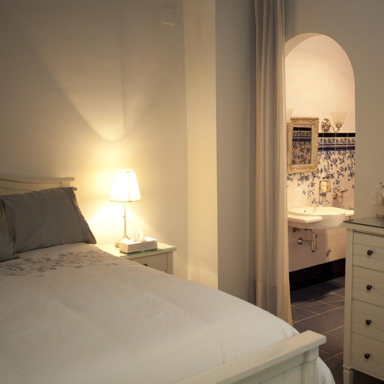 La Casa Noble Hotel Aracena Phòng bức ảnh